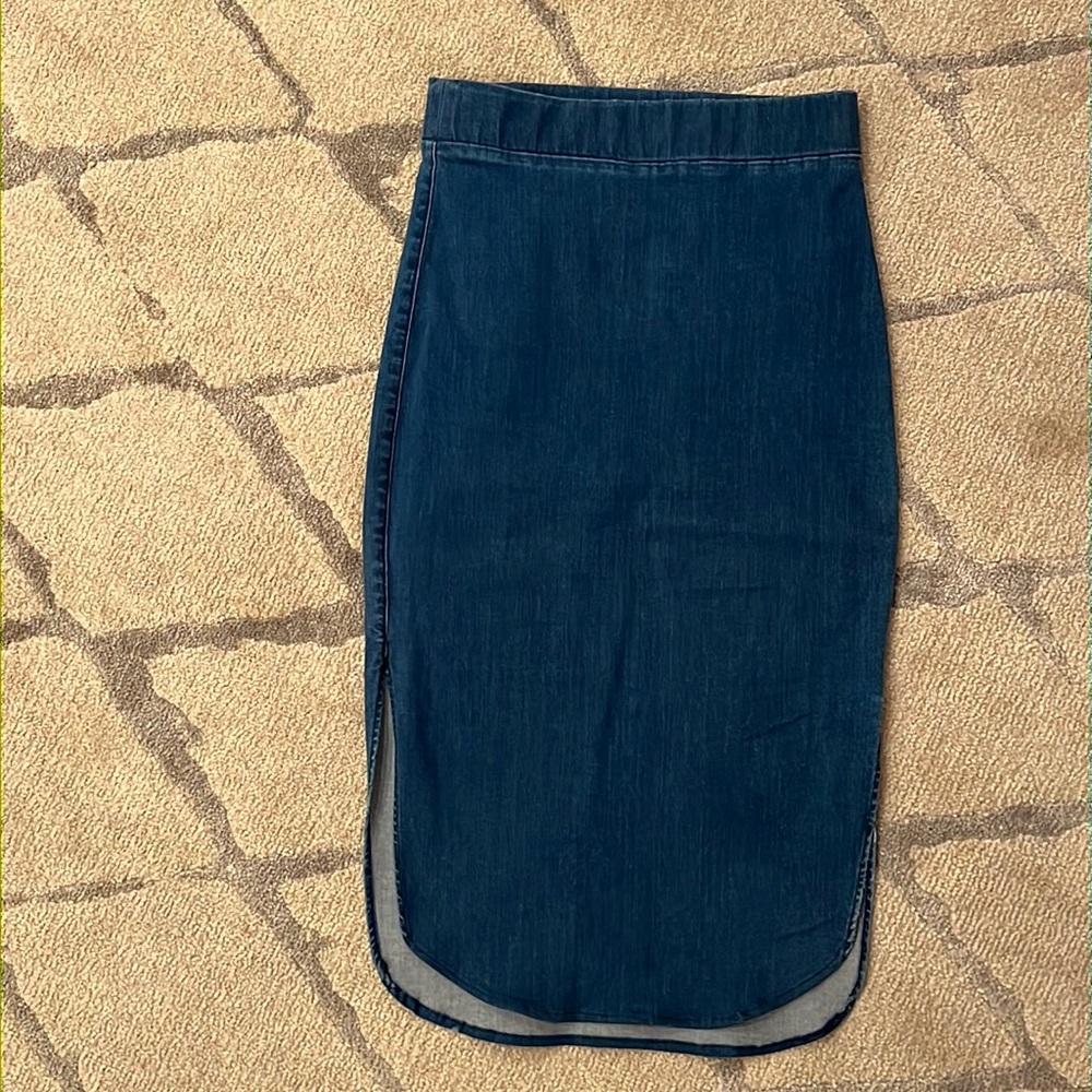 Frank and Eileen pencil skirt.